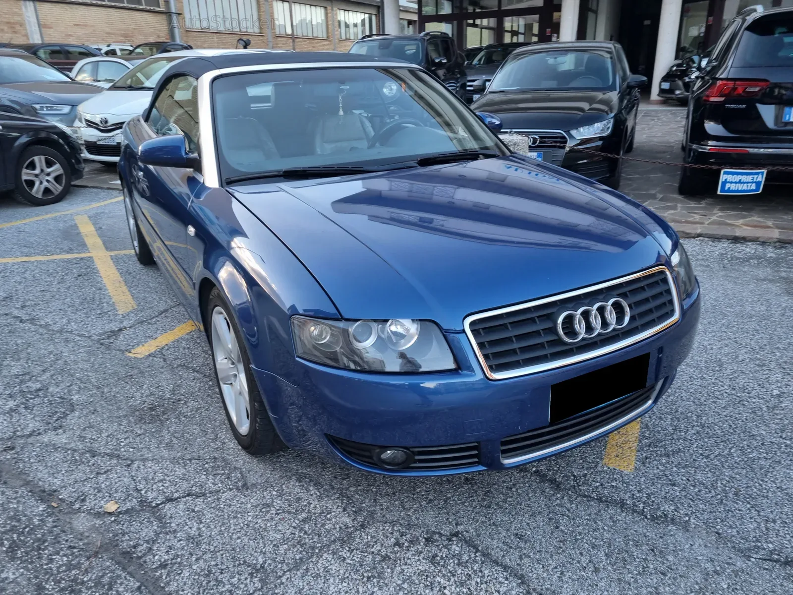 Audi A4 2.4 V6 Benzina Cabrio (2002) 3