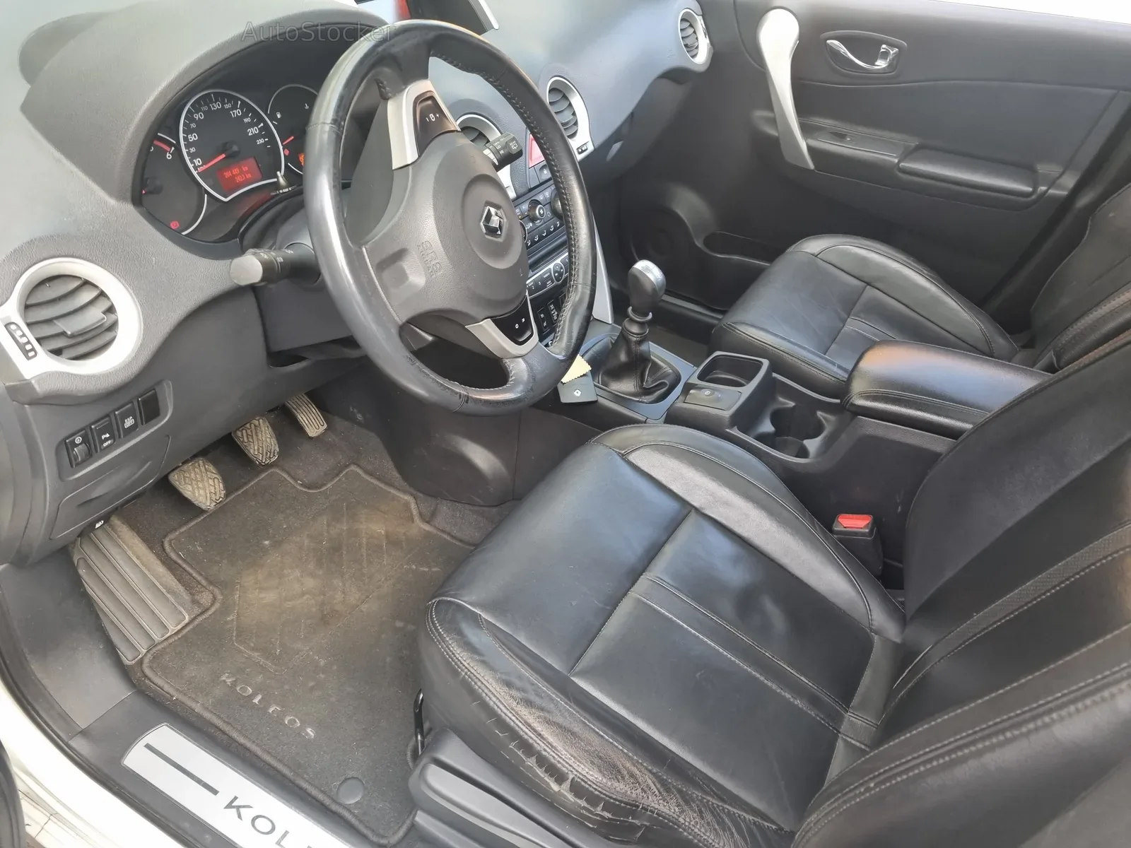 Renault Koleos 2.0 dci Dynamique 4x4 150cv (2009) 7