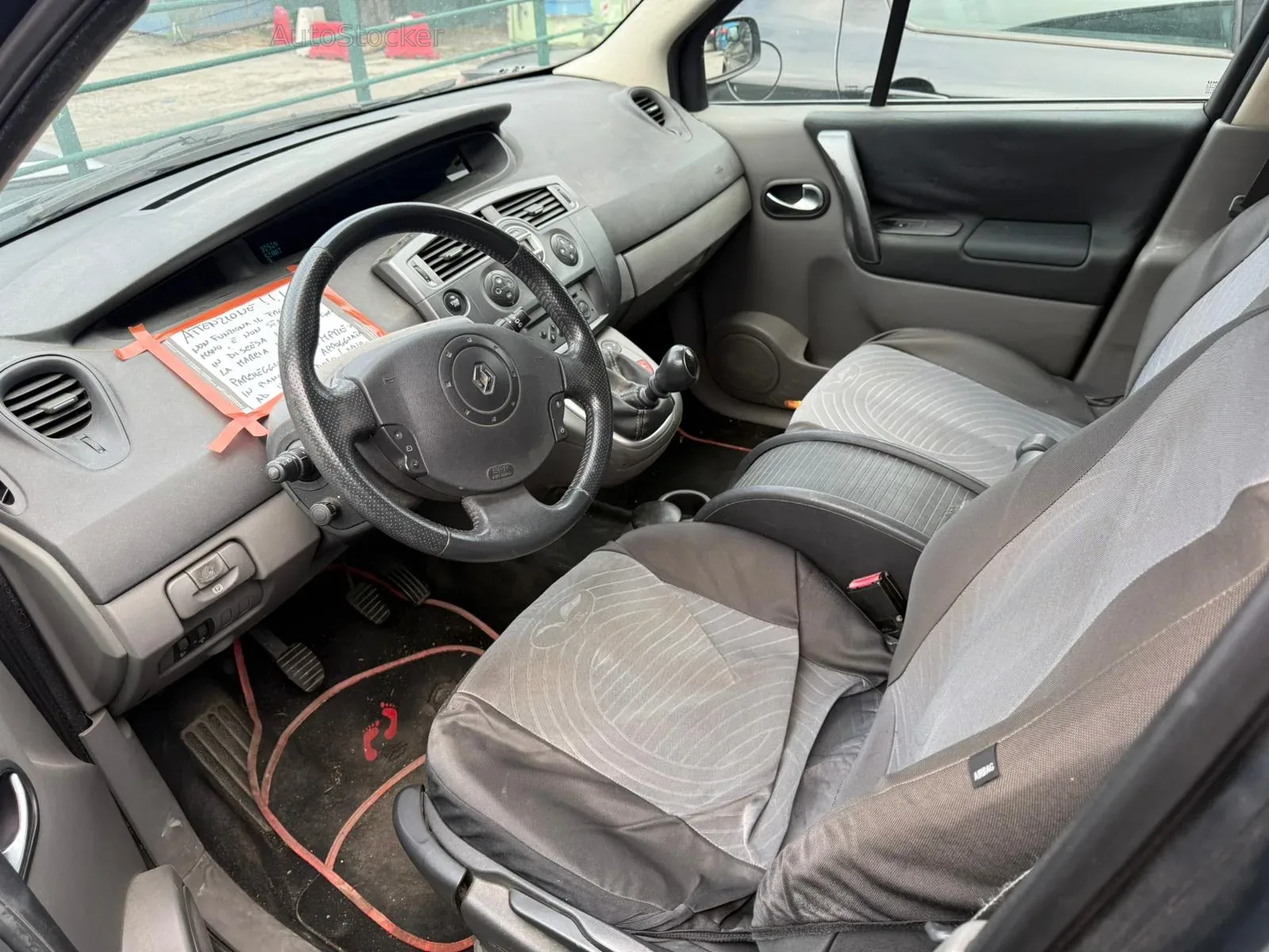 Renault SCENIC 1.5tdi 5porte Manuale (2006) 10