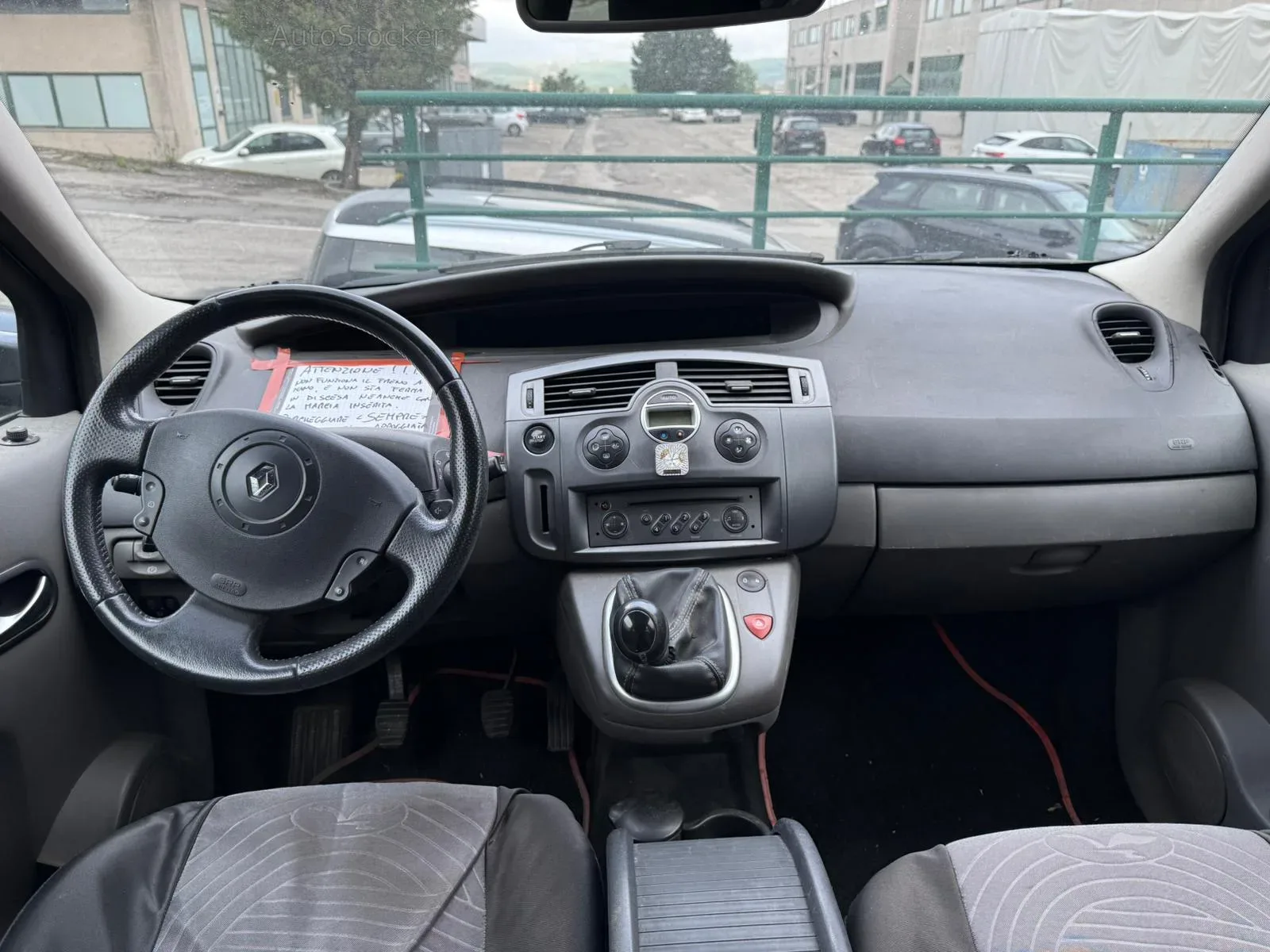 Renault SCENIC 1.5tdi 5porte Manuale (2006) 9