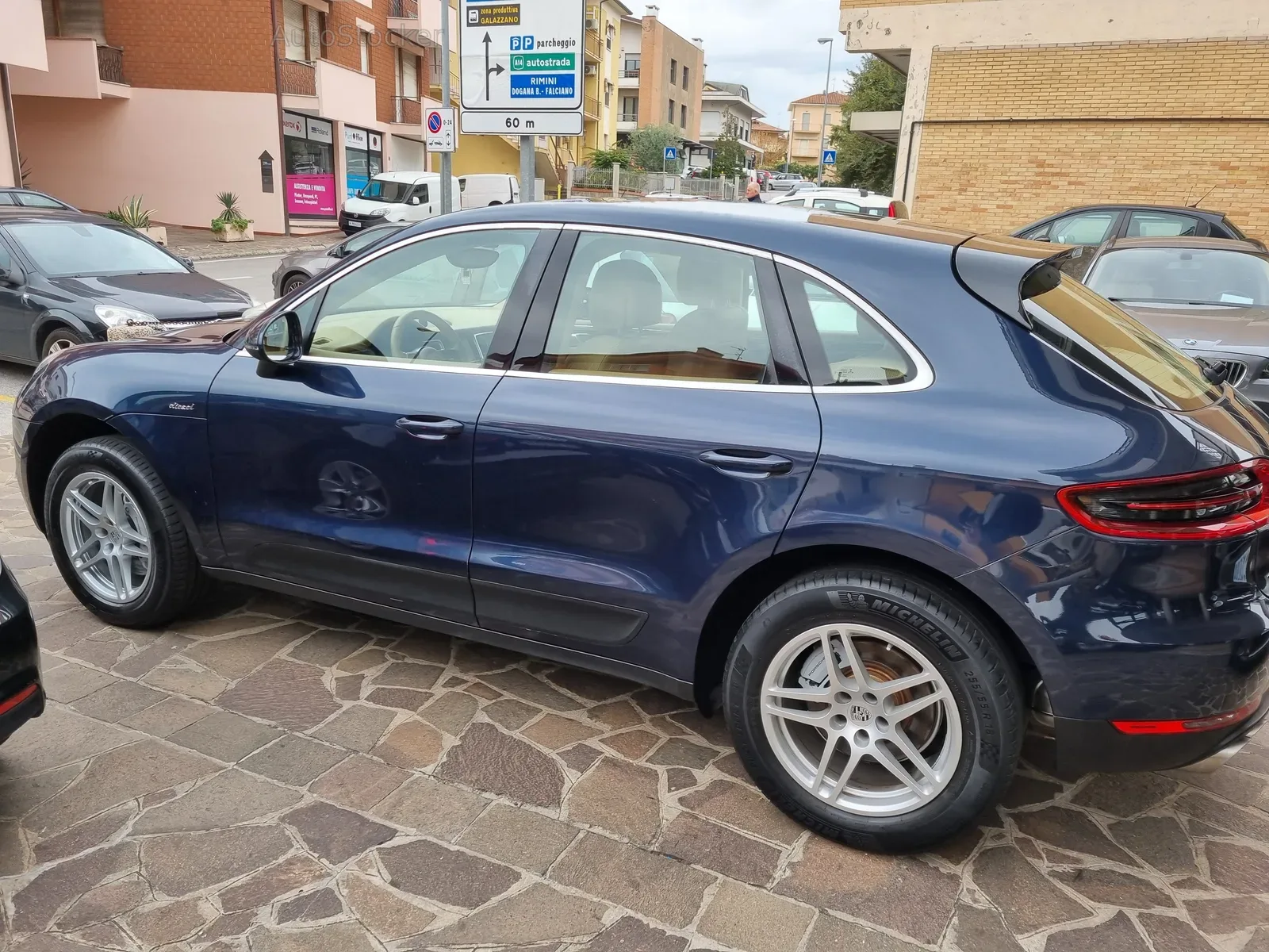 Porsche MACAN 30D PDK (2014) 6