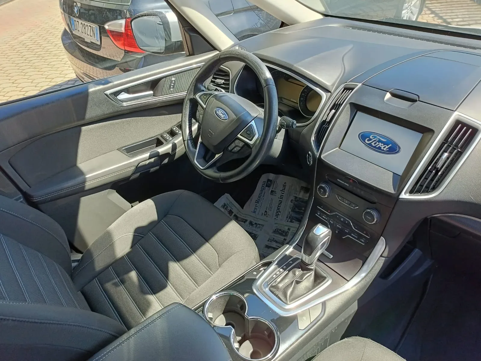 Ford Galaxy (2017) 8