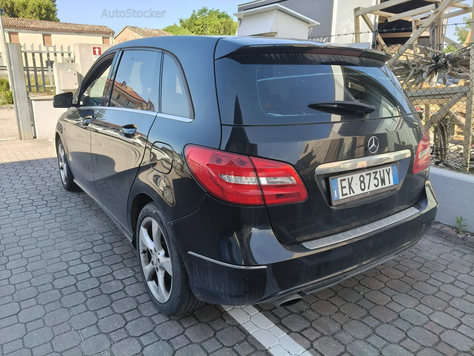 Mercedes-Benz B 180cdi (2012) 5