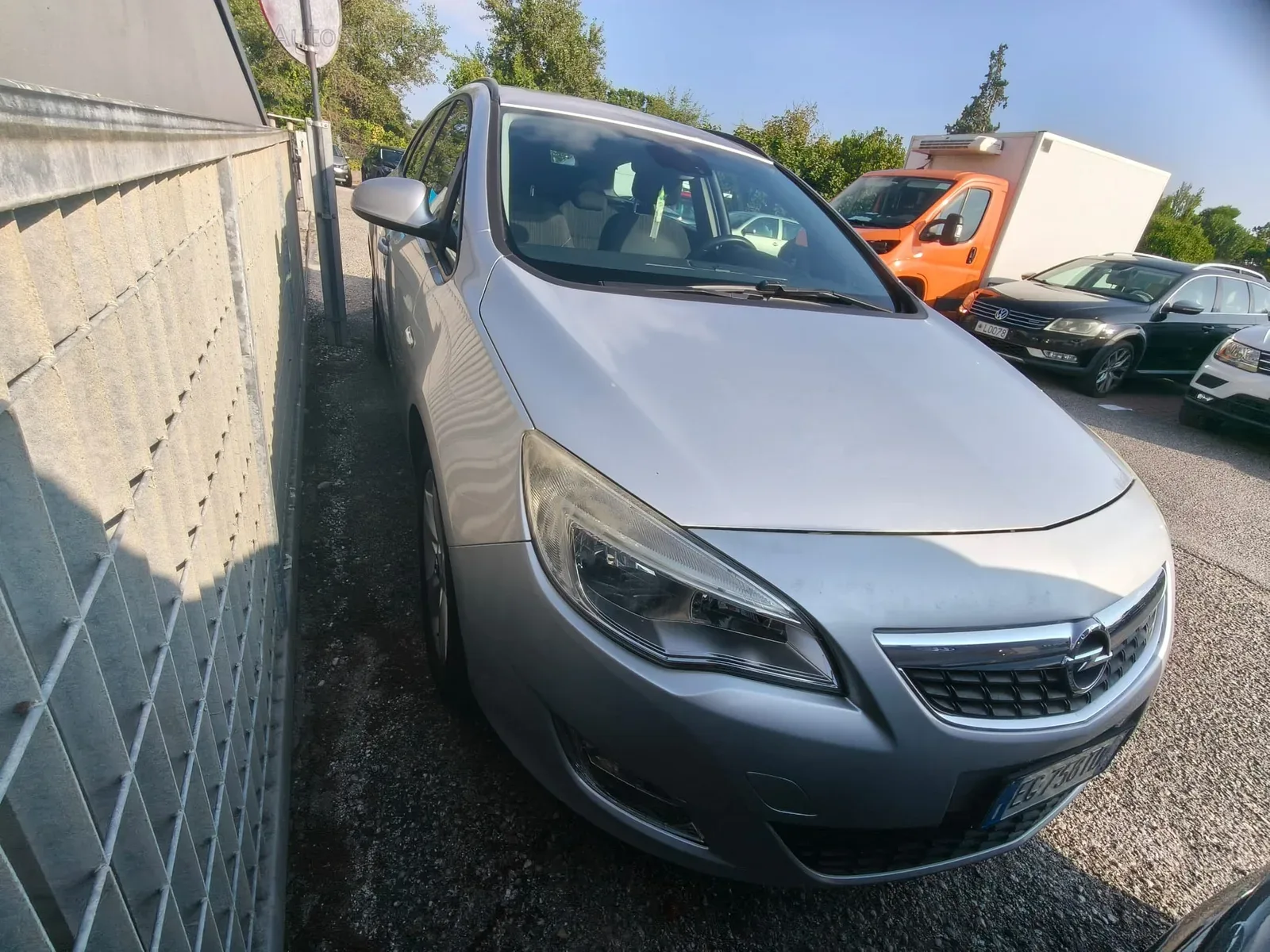 Opel Astra (2011) 2