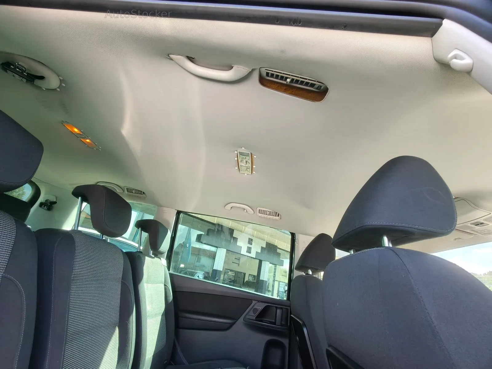 Volkswagen Sharan 7 - posti (2011) 15