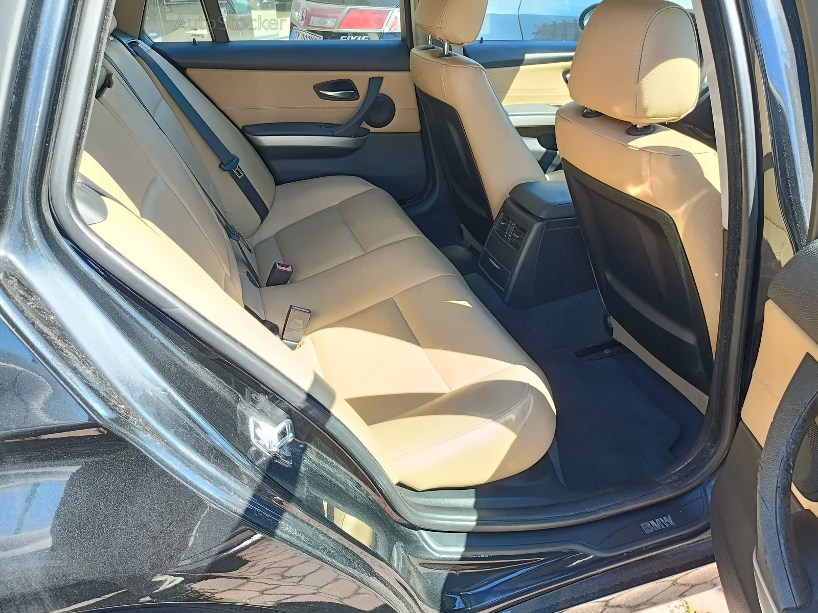 BMW 320d (2008) 6