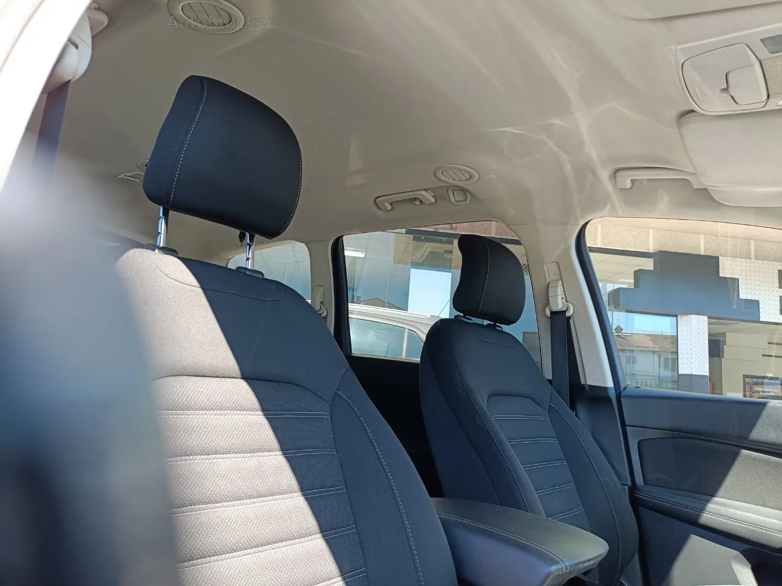 Ford Galaxy (2017) 13