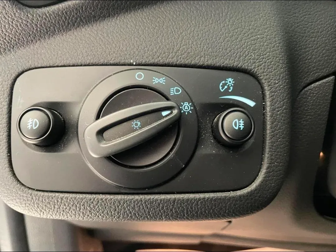 Ford Kuga (2018) 11