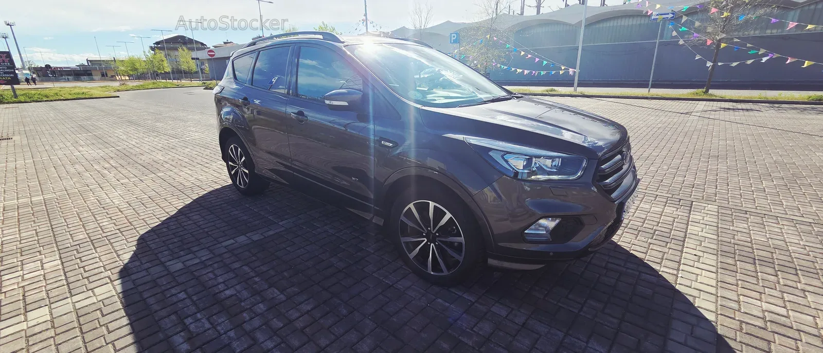 Ford Kuga (2018) 8