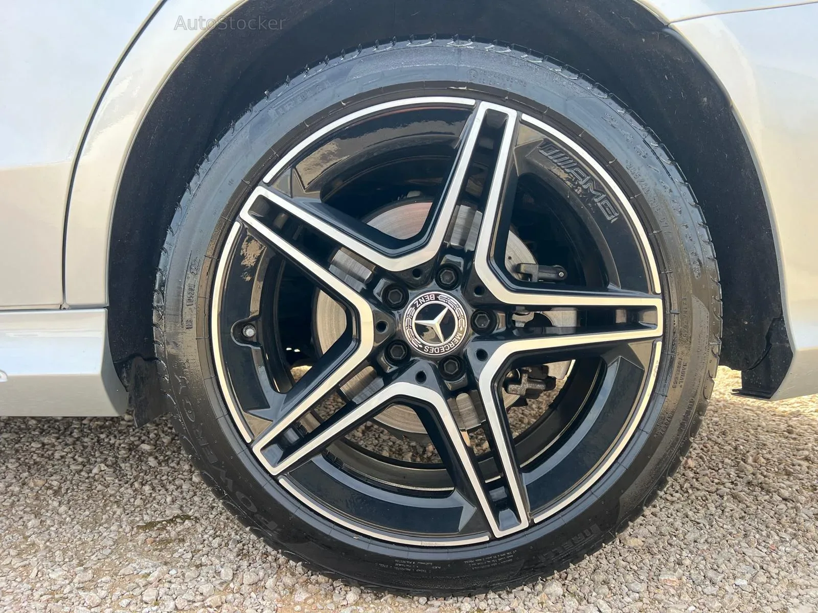 Mercedes-Benz C-Class (2019) 8
