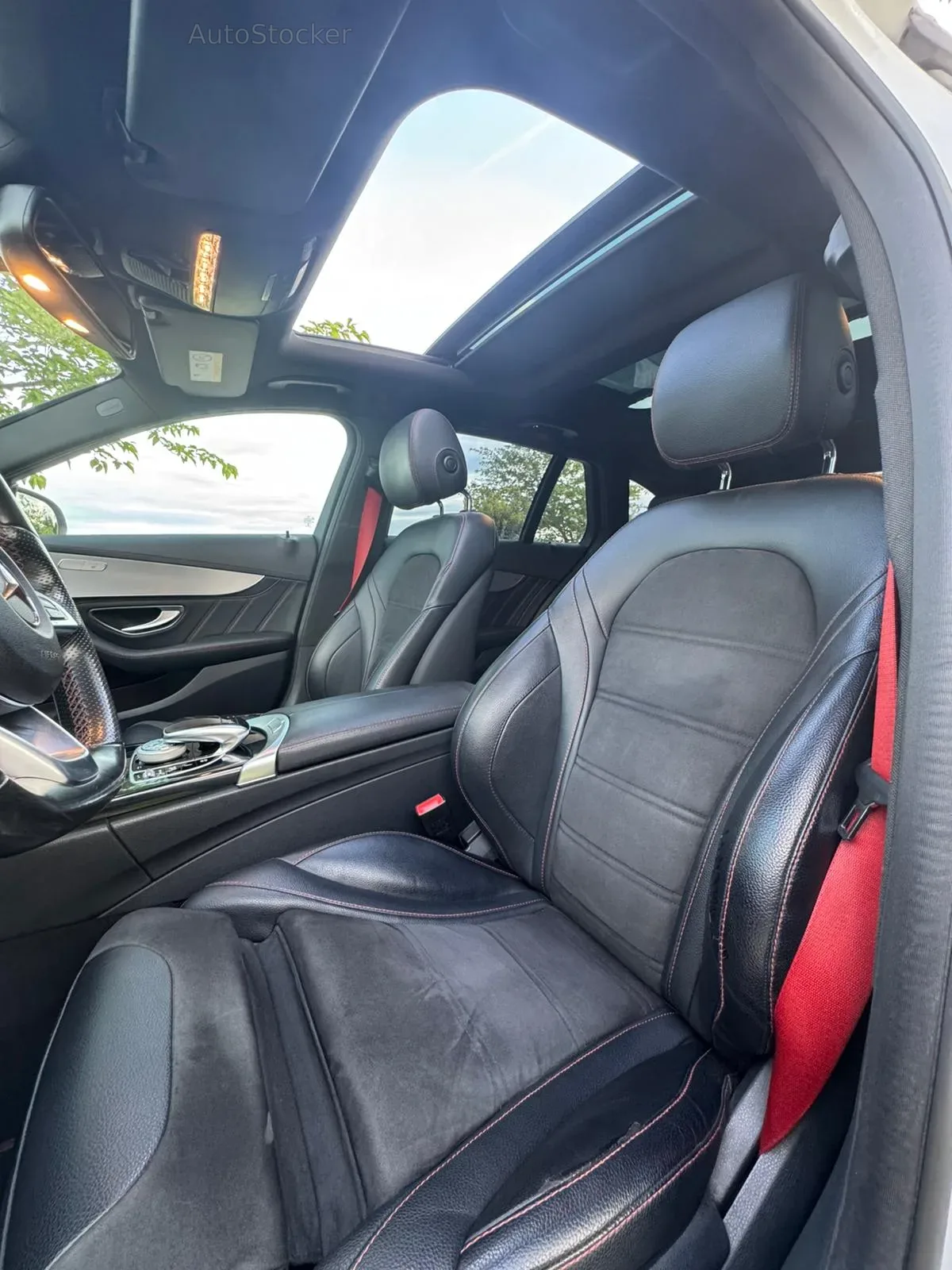 Mercedes-Benz C-Class (2016) 13