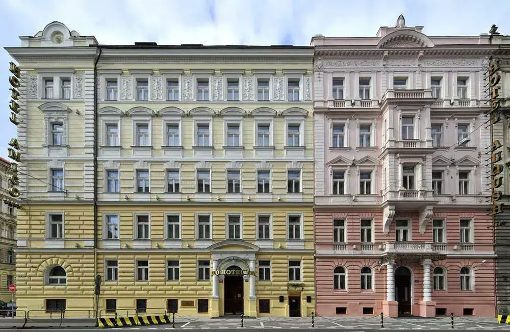 Alqush Downtown Hotel, Prague New Town