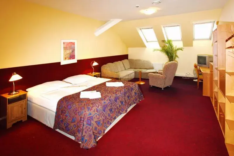 HOTEL A PLUS, Prag Neustadt
