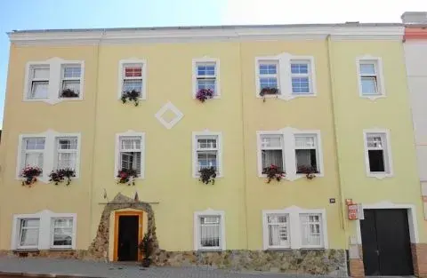 Pension Berg, Praha Kobylisy
