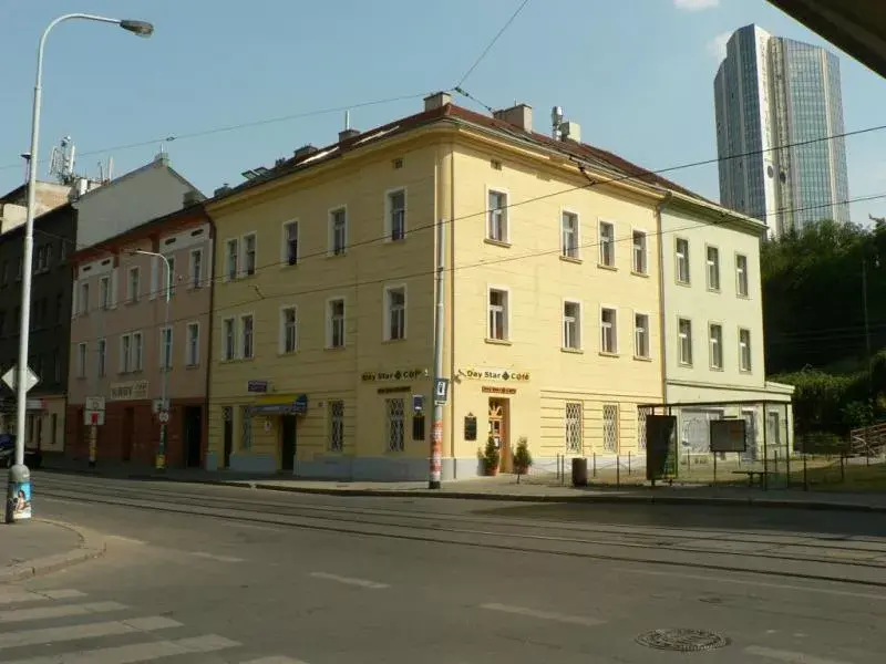 BETA PENSION, Prag Nusle