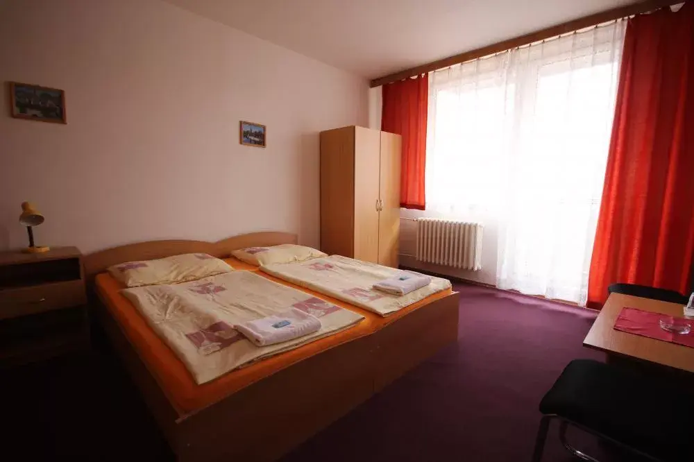 Photo 3 of Hotel Probe