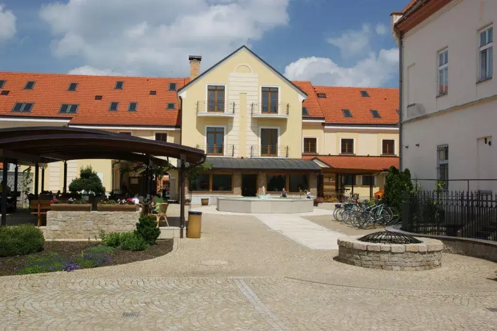Photo 4 of Hotel Mario