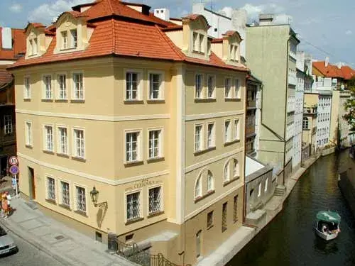 Hotel Certovka, Praga Mała Strona