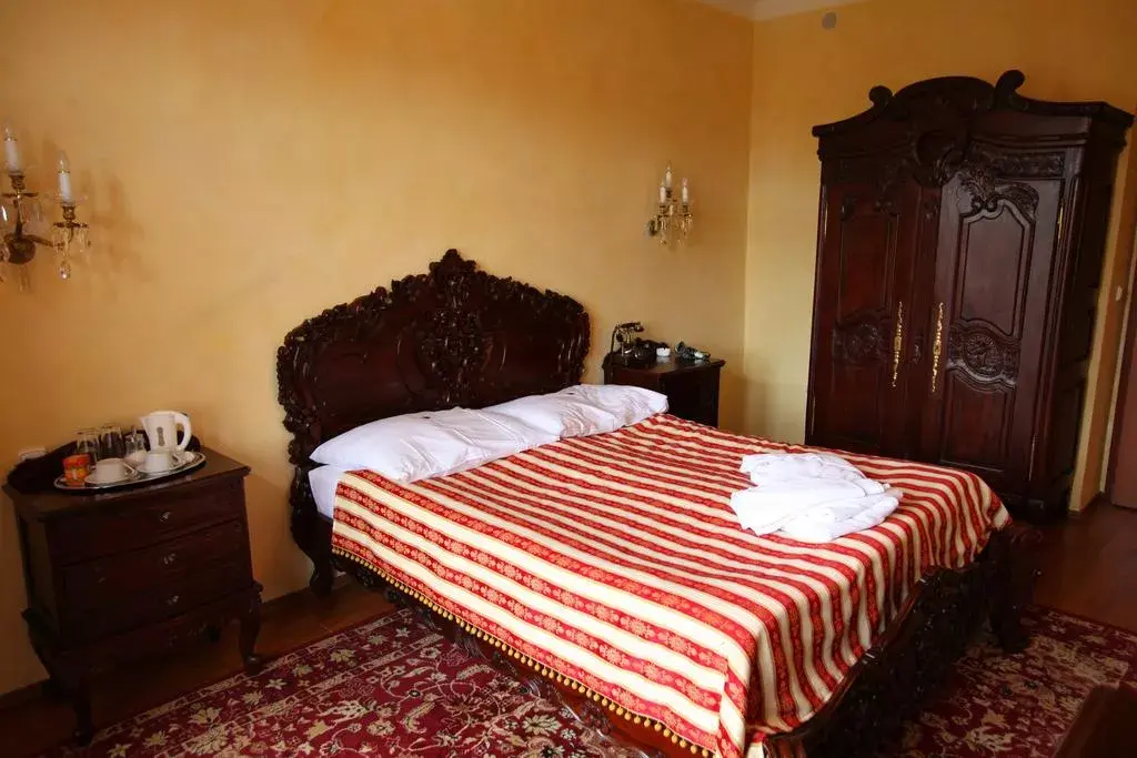 Photo 2 of King Charles Boutique Residence