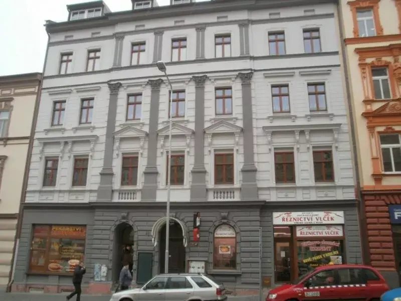 Penzion U Vlčku, Cheb