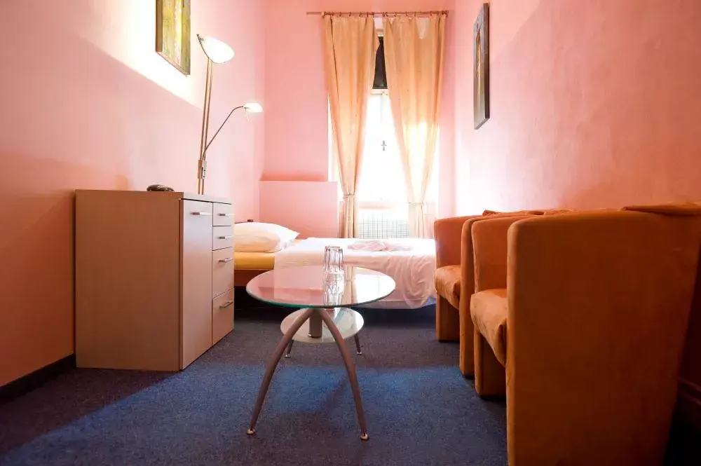 Club Hotel Praha, Prague New Town