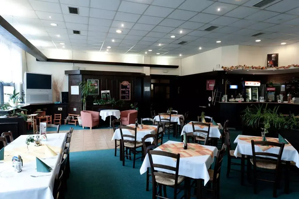 Hotel Sudety, Chomutov