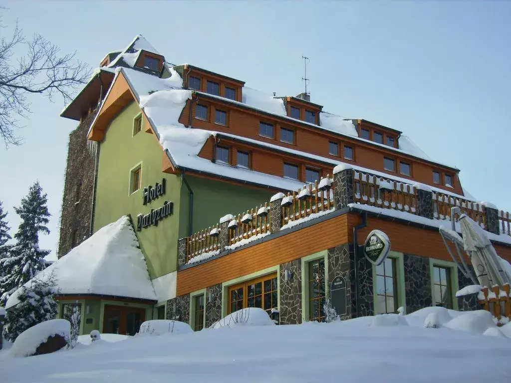 Photo 2 of Hotel Partyzán