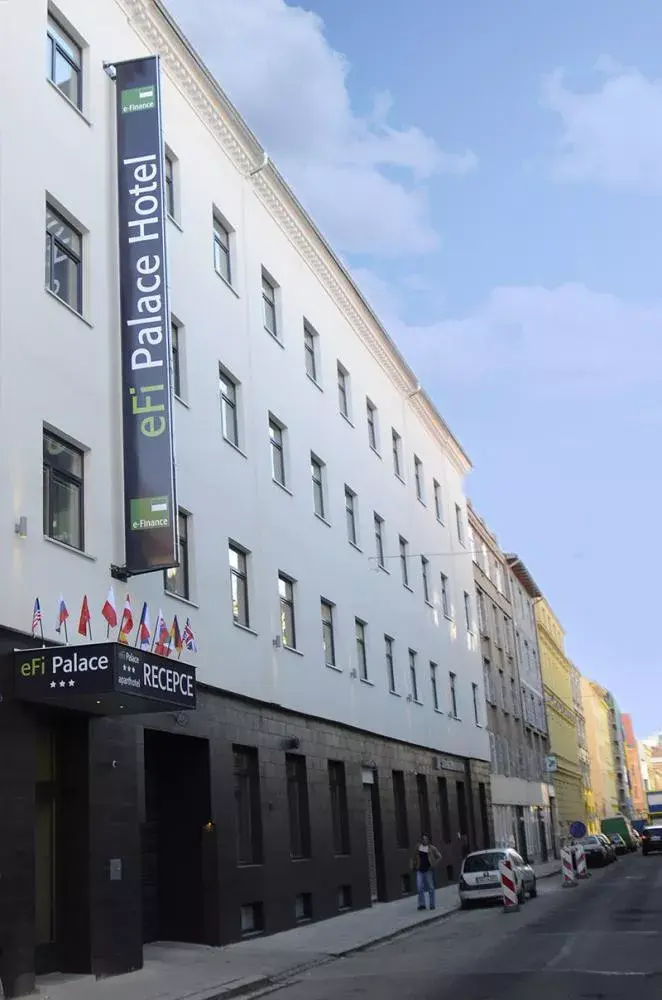 Photo of eFi Hotel