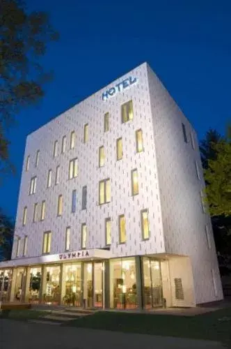 Olympia Hotel, Kopřivnice