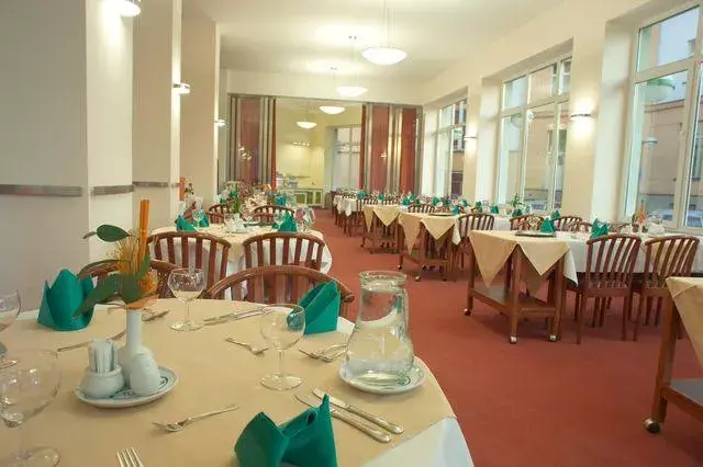 Photo 3 of Hotel Bellevue - Tlapák
