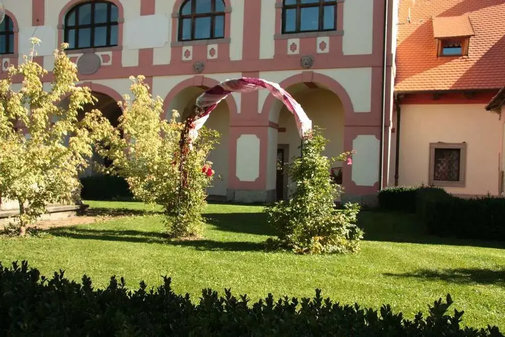 Photo 3 of Zámecký statek Býkov 