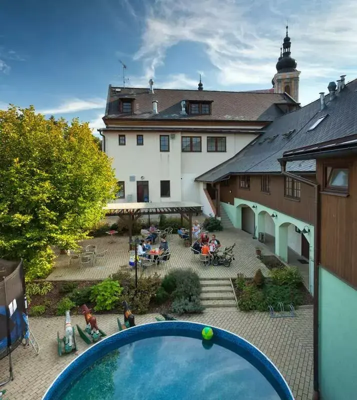 Hotel Bystré
