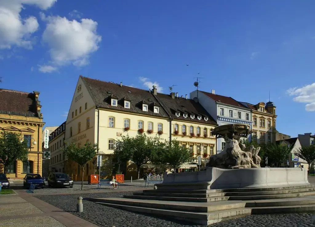Hotel Česká koruna, Děčín I-Děčín