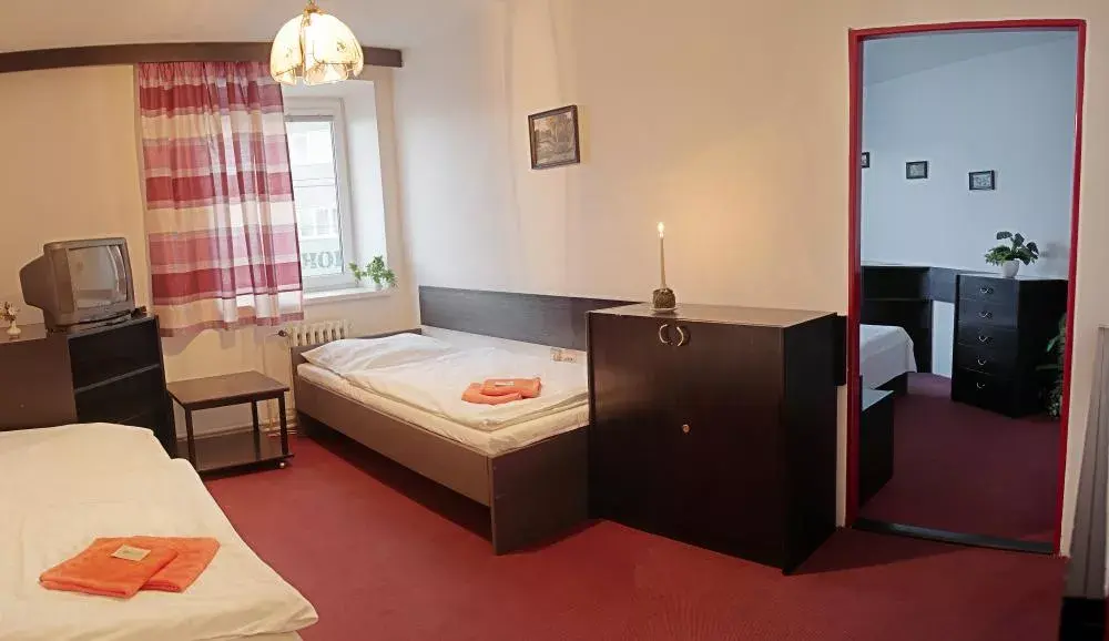 Photo 4 of Hotel Ford