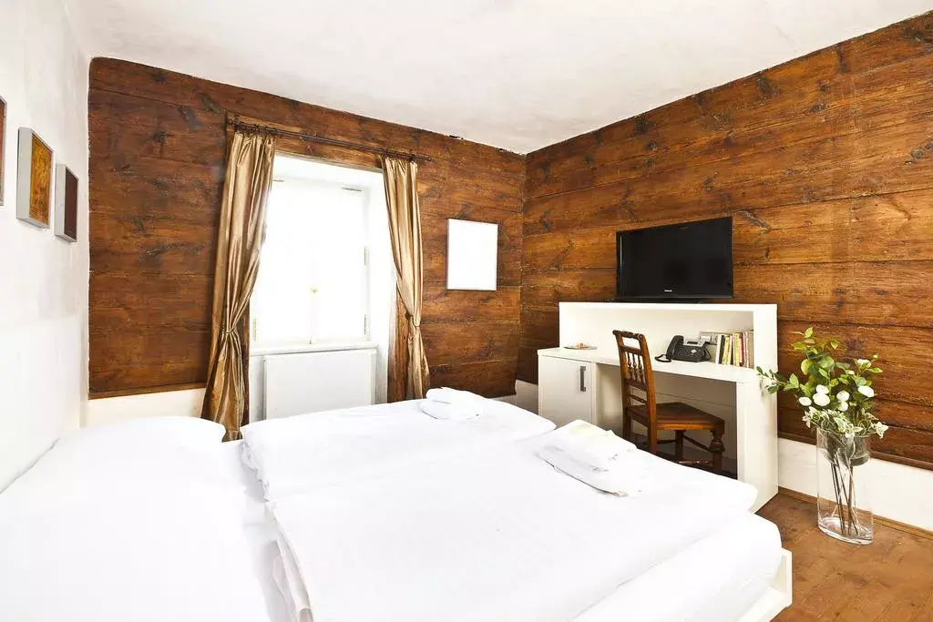 Photo 5 of Hotel Latrán