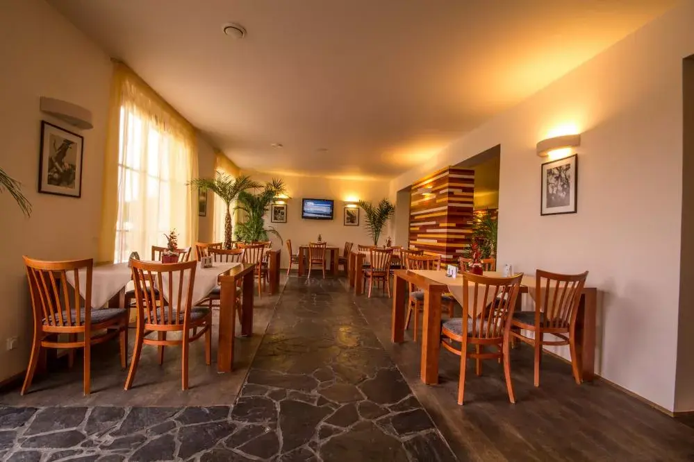 Photo 2 of HOTEL MAROLI MIKULOV