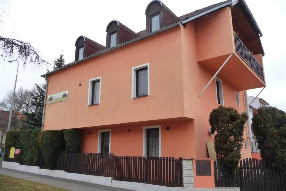 Hotel-Pension Polly, Praha 9