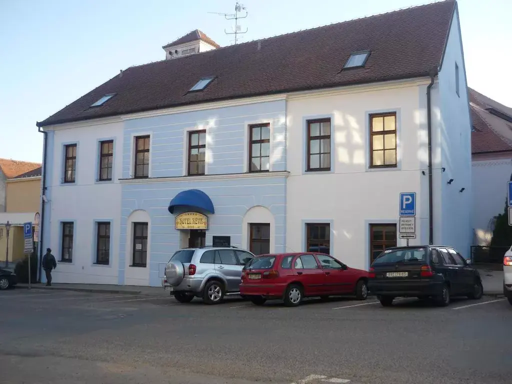 Hotel Piano, Nikolsburg Mikulov