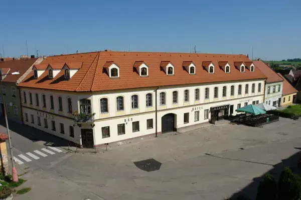 Hotel RYCHTA