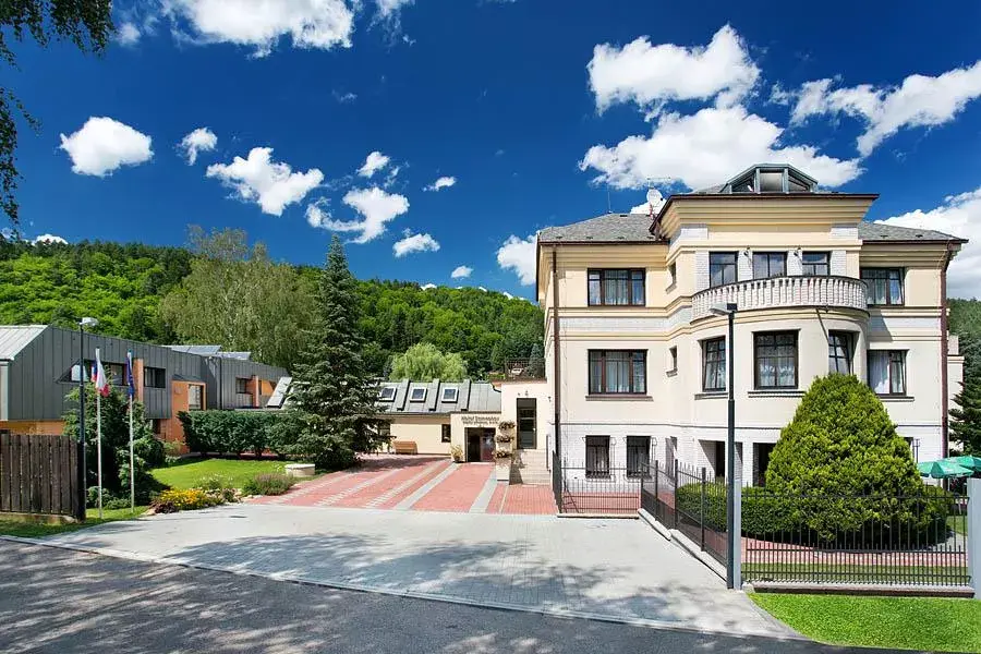 Photo of Hotel Samechov