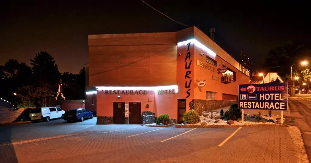 Photo 2 of Hotel Taurus