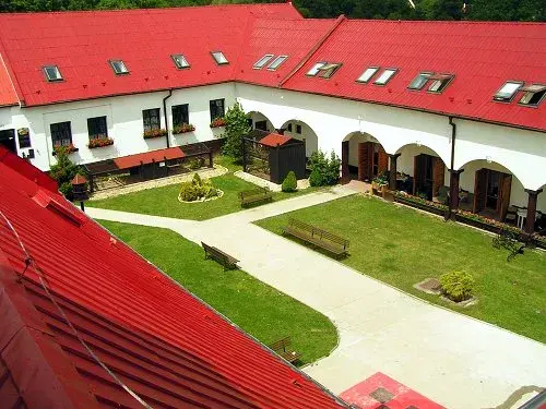 Bouzov
