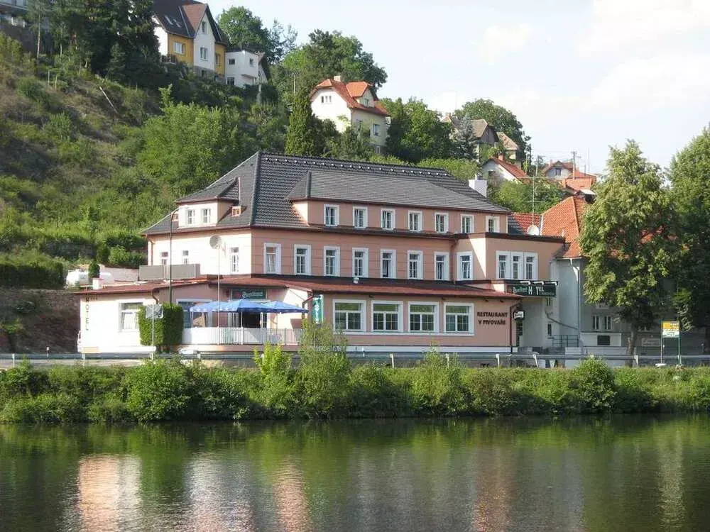 Hotel V Pivovaře, Davle