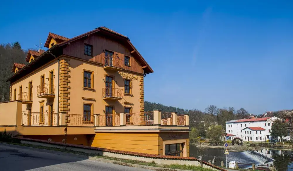 ELEONORA ROMANTIK HOTEL