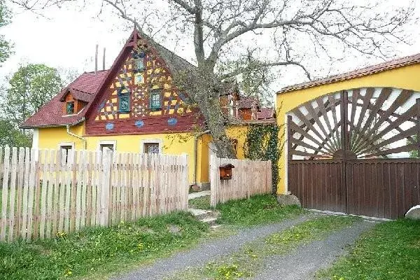 Hrázděný statek Mýtinka