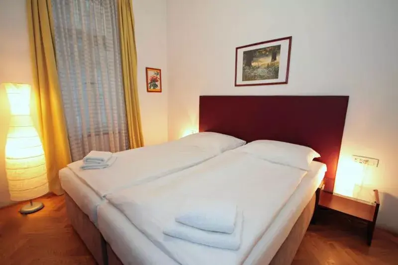 Apartments Janacek, Prague Smíchov