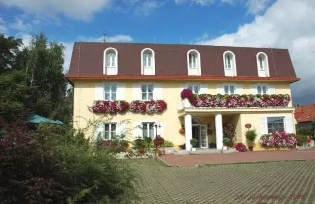 JaS Pension, Praha Suchdol