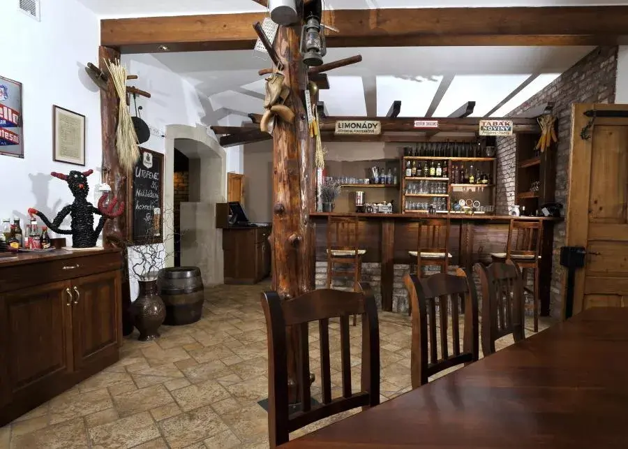 U všech čertů penzion & restaurant, Jičín Holínské Předměstí