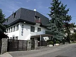 Hotel Klenor, Praha Braník