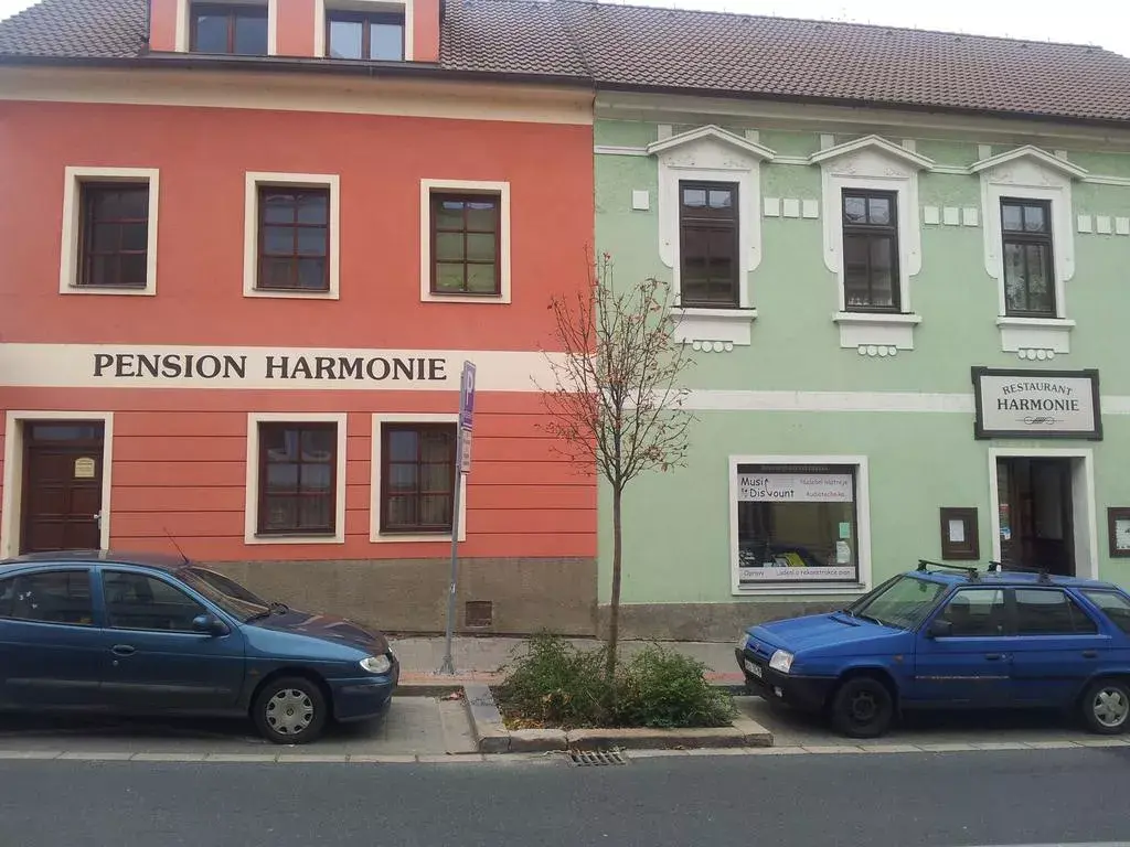 Pension Harmonie, Kolín II